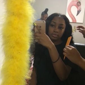 Meet your Posher, Makayla